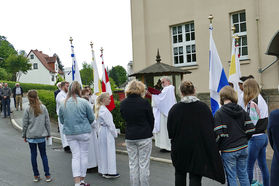 Bittprozession an Christi Himmelfahrt (Foto: Karl-Franz Thiede)